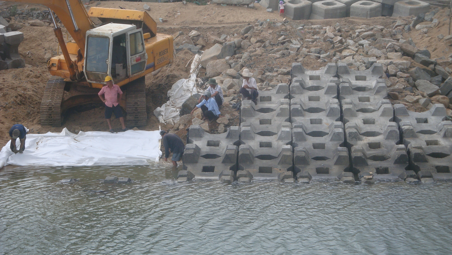 Công trình bờ kè biển sử dụng phụ gia phụ gia khoáng hoạt tính cao của Lotus